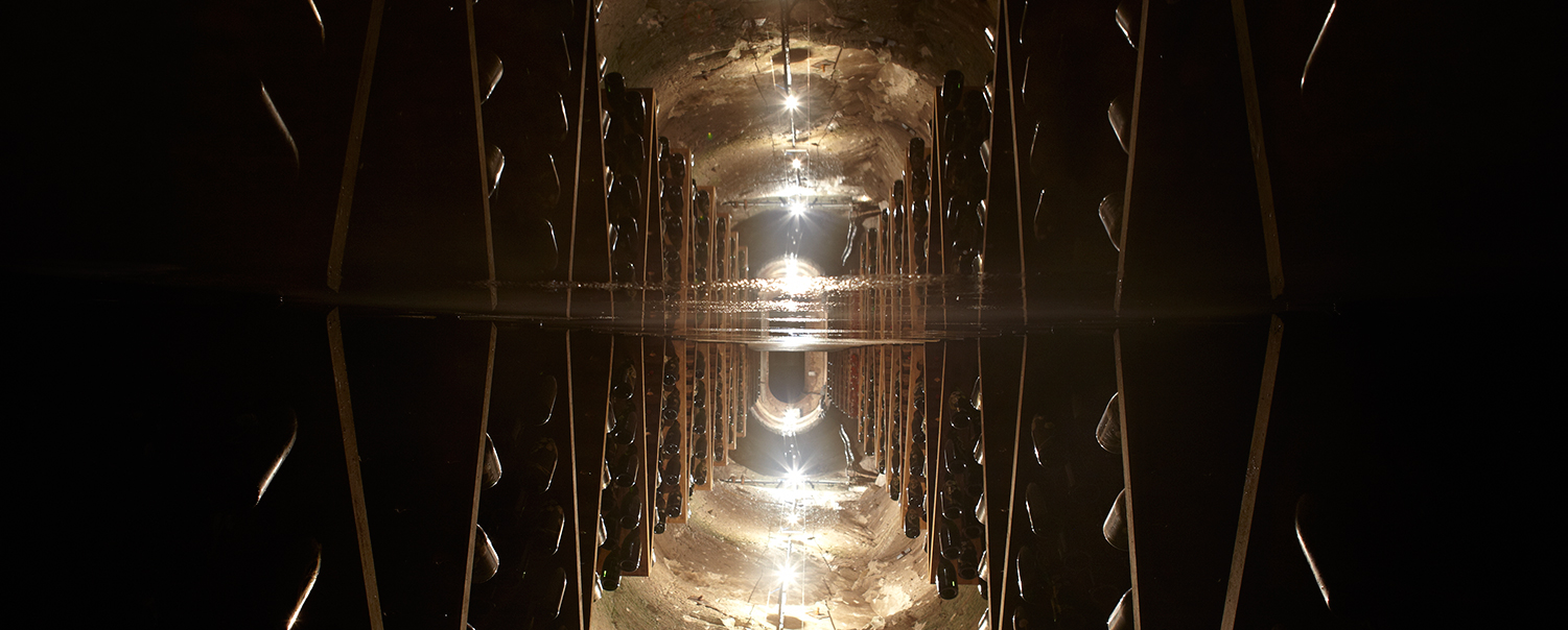 PERRIER-JOUËT PATRONO DO DESIGN CONTEMPORÂNEO