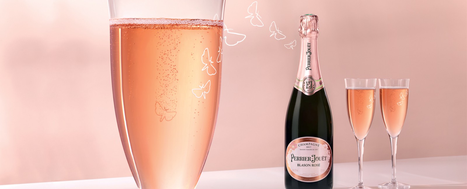 Perrier-Jouët apresenta o estojo pequenas descobertas do Blason Rosé
